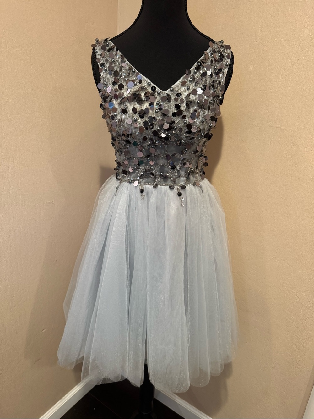 Sparkle Tulle Party Dress for Light Grey With Sequin Bodice Back Zipper